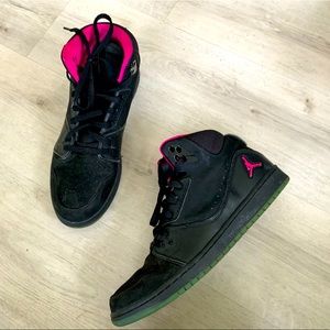 Air Jordan’s hot pink and black